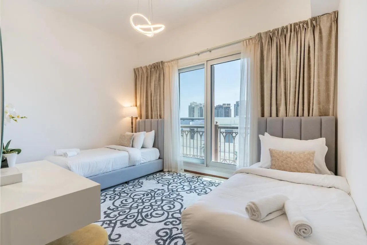 Apartment Marina Residences 2Br: Seaside In Palm Jumeirah Dubai