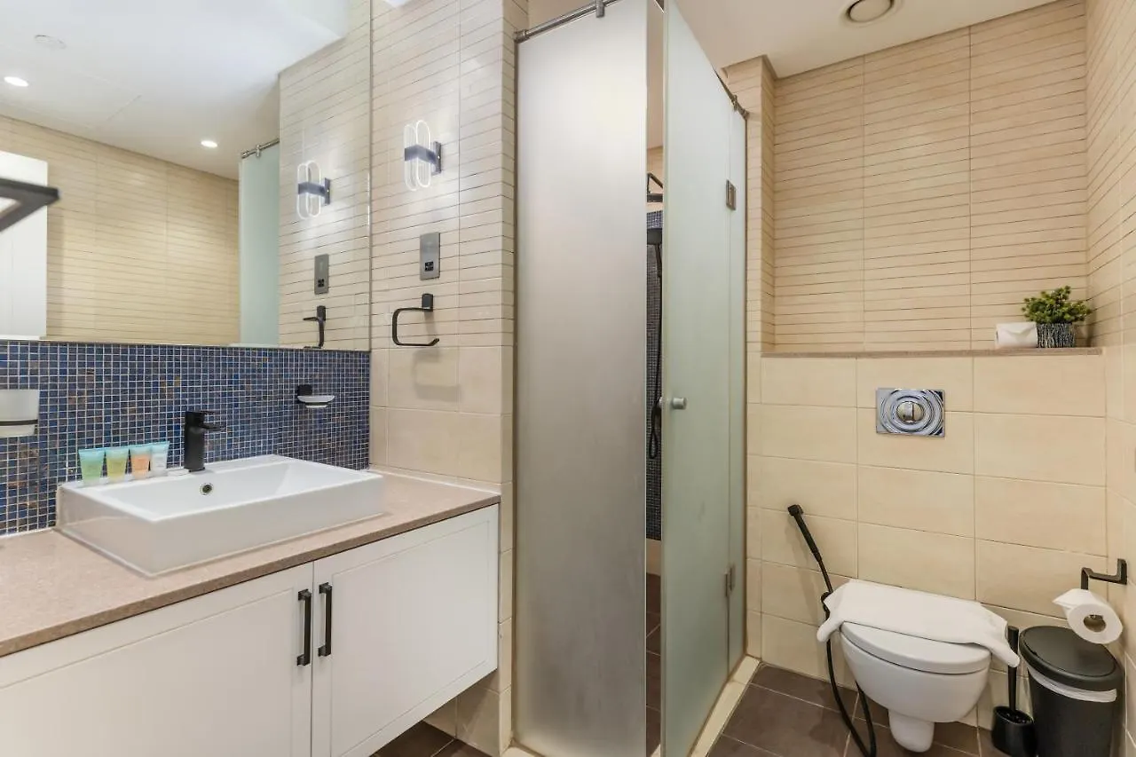 Apartment Marina Residences 2Br: Seaside In Palm Jumeirah Dubai