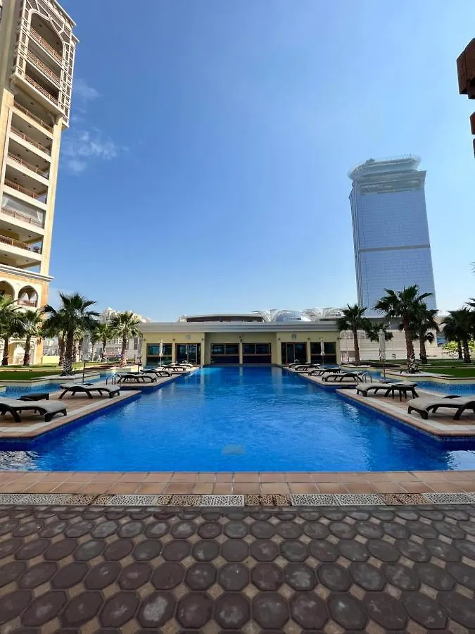 Marina Residences 2Br: Seaside In Palm Jumeirah Dubai